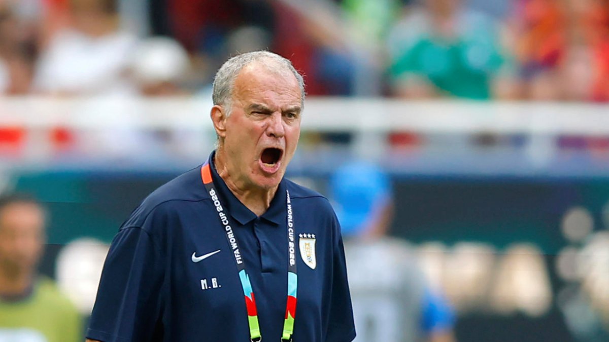 Imagen para: ¡ÚLTIMA HORA! Marcelo Bielsa pierde los estribos tras la eliminación de Uruguay: ¡Esto es lo que realmente pasó!