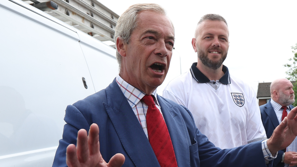 Imagen para: ¡ÚLTIMA HORA! Nigel Farage renuncia a su escaño en medio de escándalos financieros: ¿Qué está tramando?