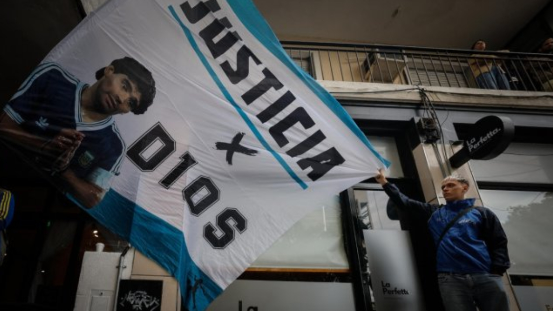 Imagen para: ¡ÚLTIMA HORA! Revelan la verdad sobre la atención médica a Maradona: ¡Esto es lo que realmente pasó!